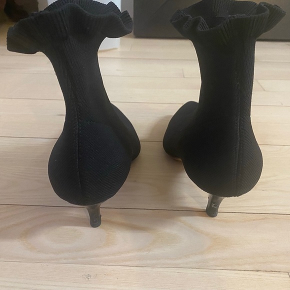 Loeffler Randall Kassidy Knit booties - Picture 4 of 7